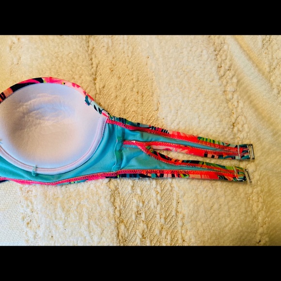 Xhilaration bikini top - Picture 3 of 3